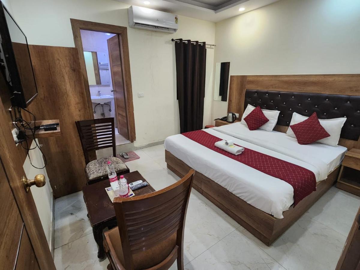 Airport Hotel Ivy With Free Airport Transfr New Delhi Eksteriør bilde